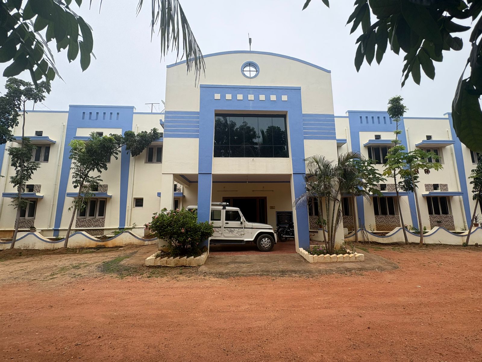 whatsapp-image-2025-10-03-at-10.46.42